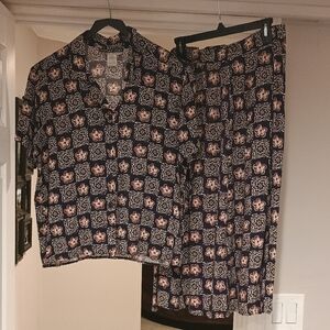 Notations Navy and Cream Floral Set